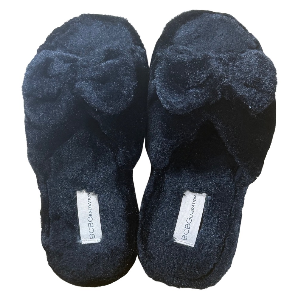 BCBGeneration Black Faux Fur Bow Slide Slippers Womens Medium 7-8 House Shoes